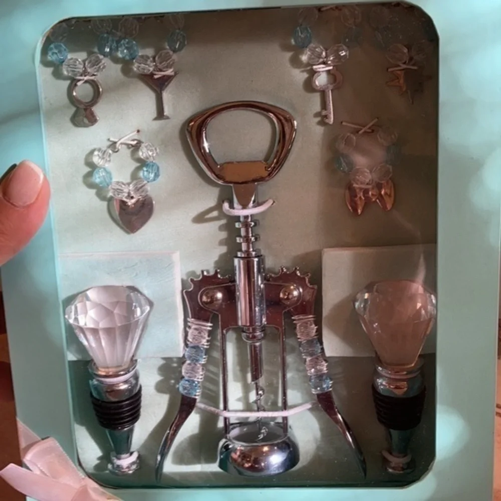Wild By Design 9 piece “princess collection” wine set in box - never used